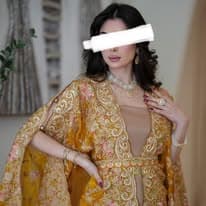 بشت