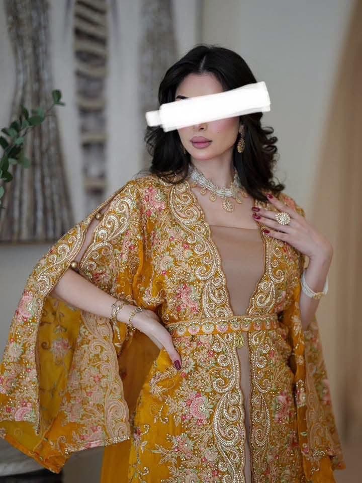بشت